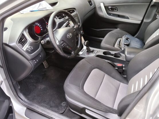 Аренда Киа Сид 2 универсал (Kia Ceed II)