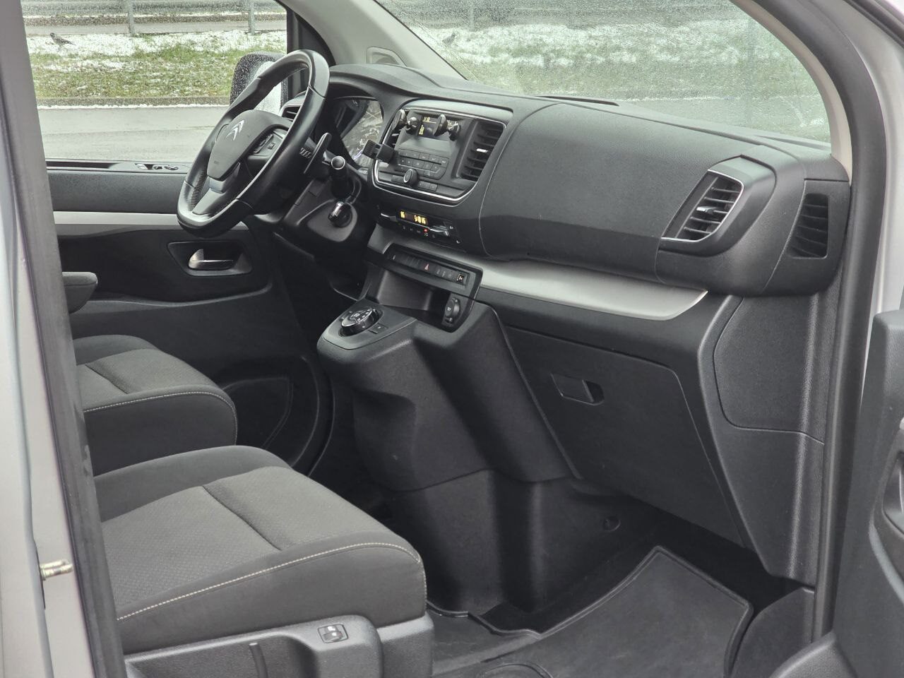 Аренда Citroen SpaceTourer XL long