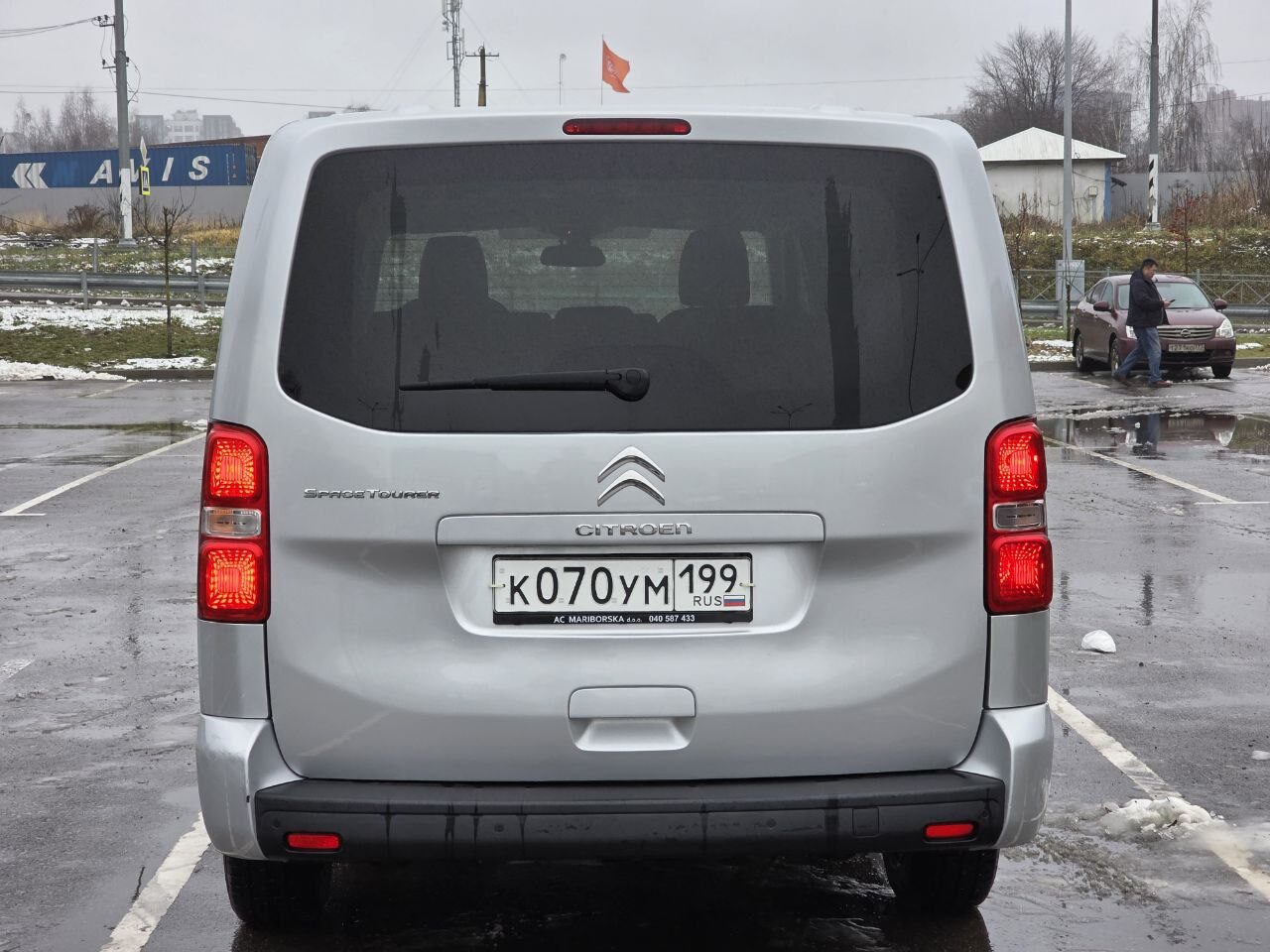 Аренда Citroen SpaceTourer XL long